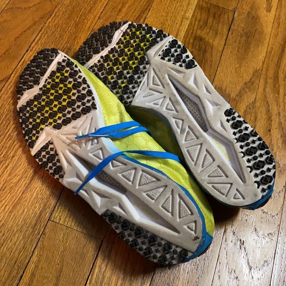 New Balance Track Shoe - Picture 5 of 5